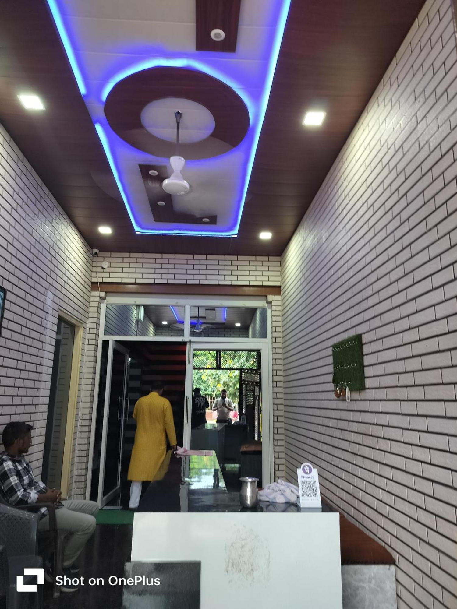M&S Seva Sadan Hotell Govardhan Eksteriør bilde